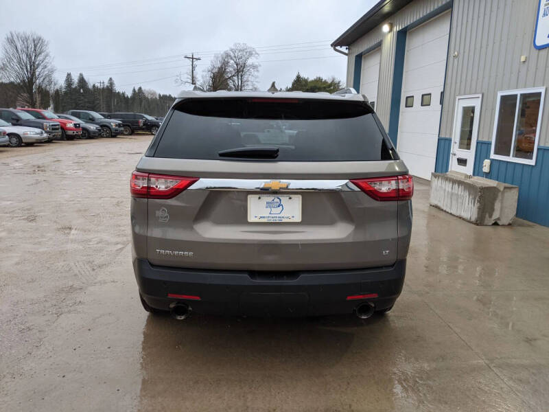 2018 Chevrolet Traverse LT Cloth
