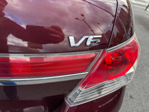 2011 Honda Accord EX-L V6 w/Navi