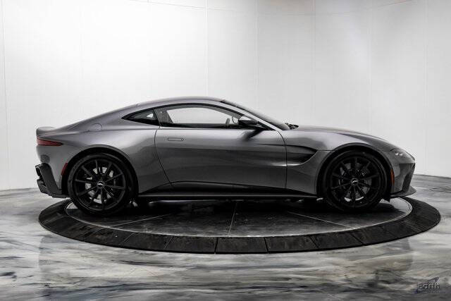 2020 Aston Martin Vantage