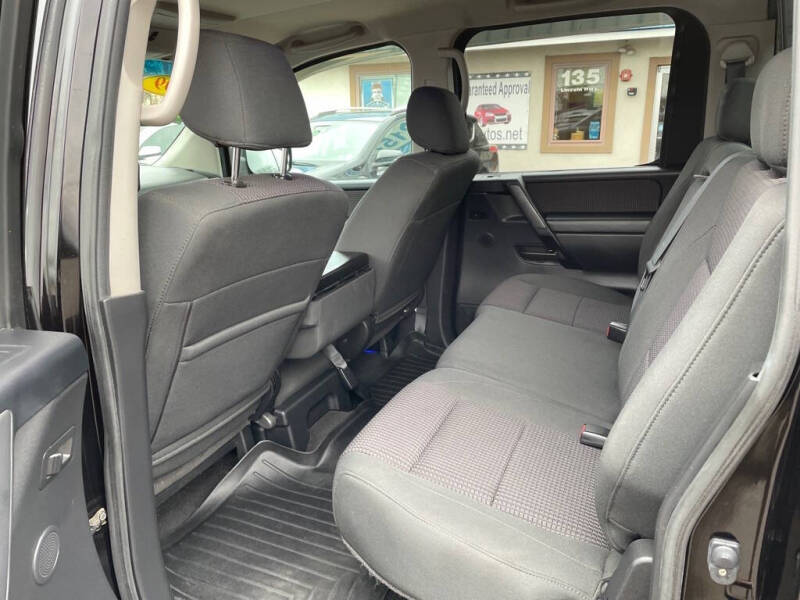 2009 Nissan Titan SE