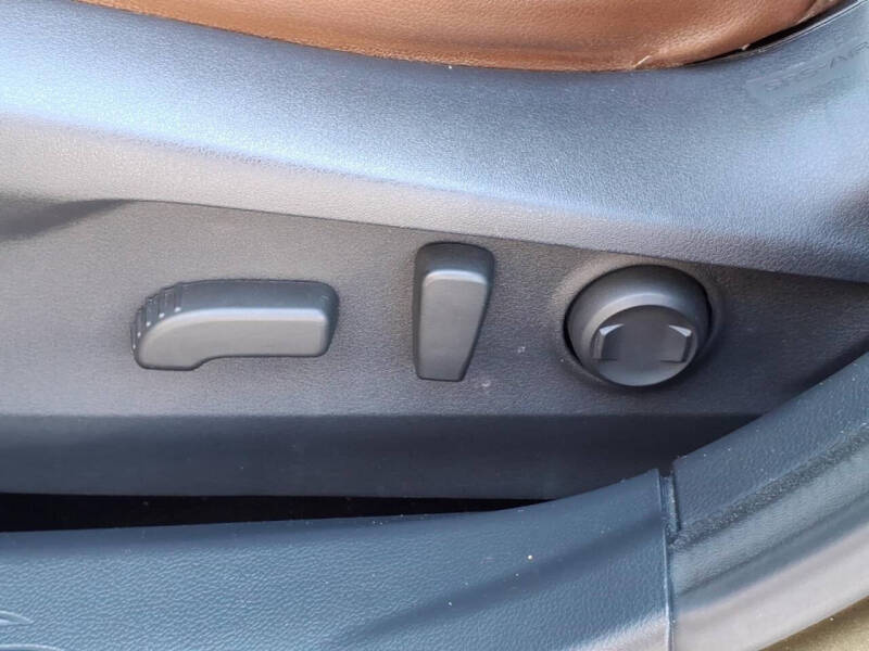 2020 Subaru Outback Touring