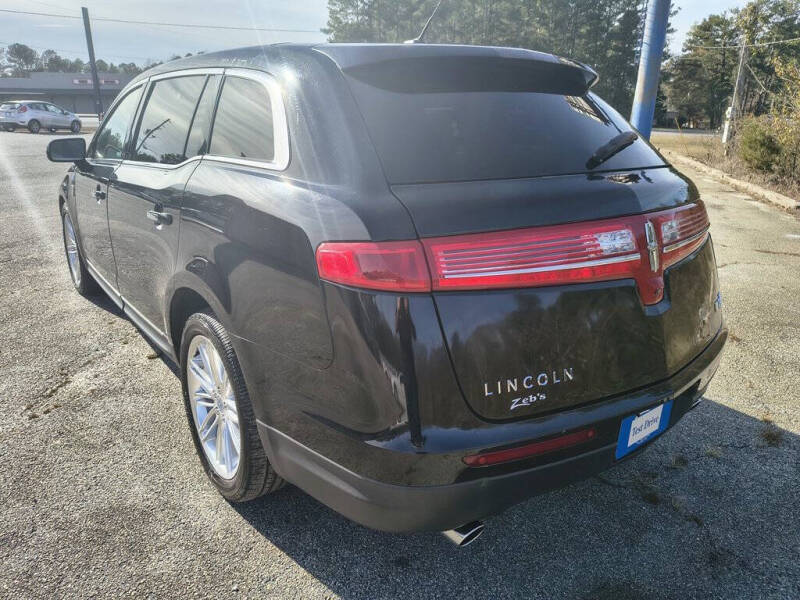 2019 Lincoln MKT Reserve