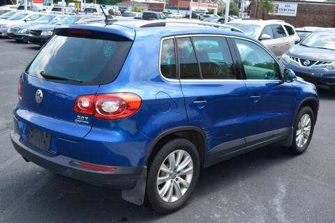 2009 Volkswagen Tiguan SEL 4Motion