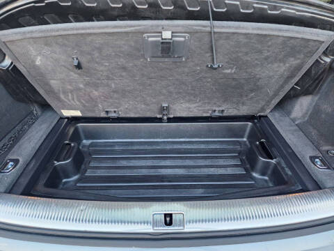 2012 Audi Q7 3.0T quattro Premium Plus