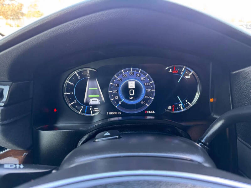 2018 Cadillac Escalade ESV Luxury