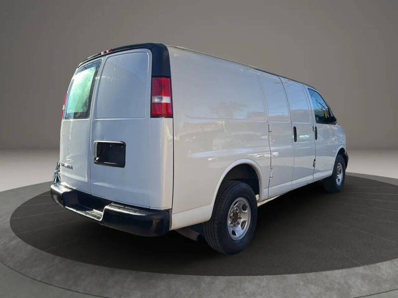 2019 Chevrolet Express 2500
