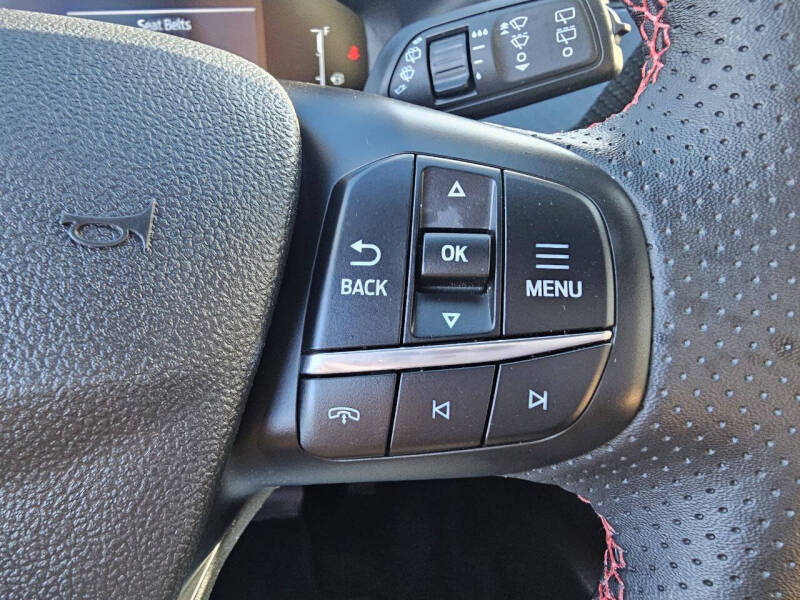 2025 Ford Escape ST-Line Select