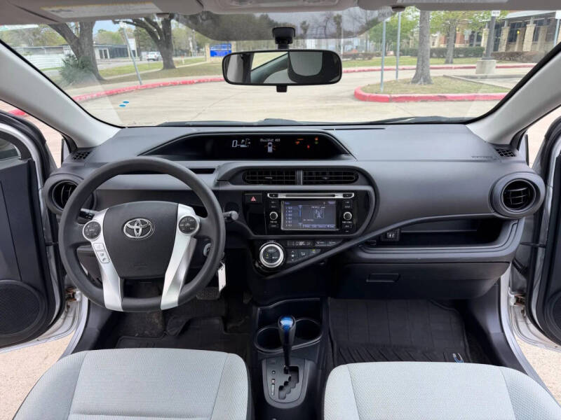 2015 Toyota Prius c