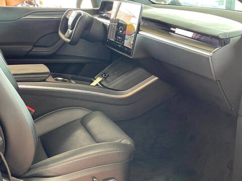 2022 Tesla Model X Plaid