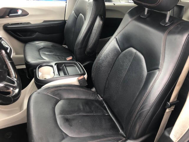 2018 Chrysler Pacifica Touring L