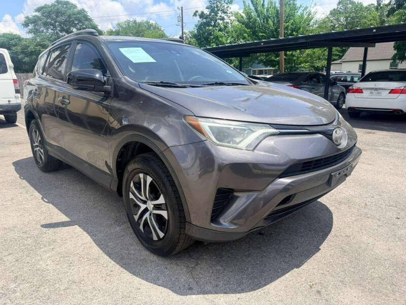 2018 Toyota RAV4 LE