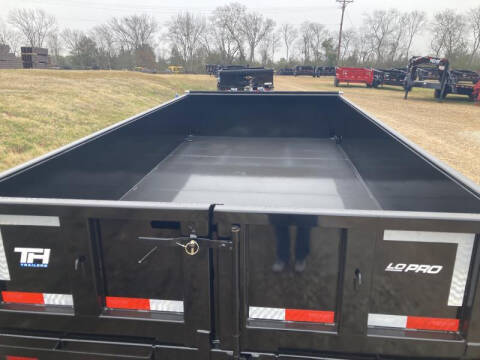 2026 Top Hat Trailers 83 x 16 Dump Trailer