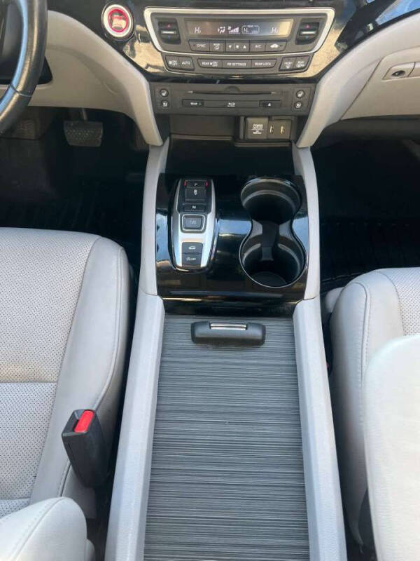 2017 Honda Pilot Elite