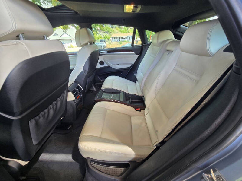 2010 BMW X6 ActiveHybrid