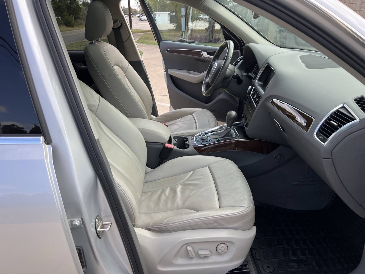 Used Car 2011 Audi Q5  2.0t Quattro Premium Plus Awd 4dr Suv For Sale Under $10,000 In Austin, Texas