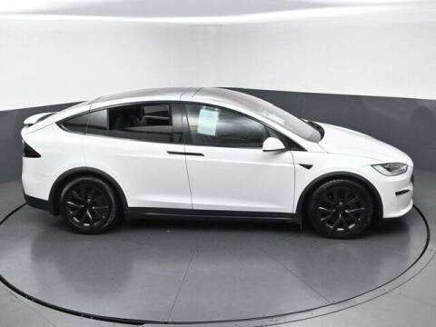 2023 Tesla Model X Standard Range