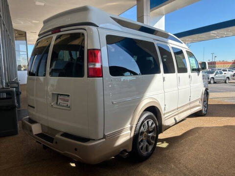 2026 Chevrolet Express 2500