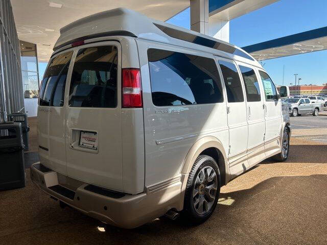 2026 Chevrolet Express 2500