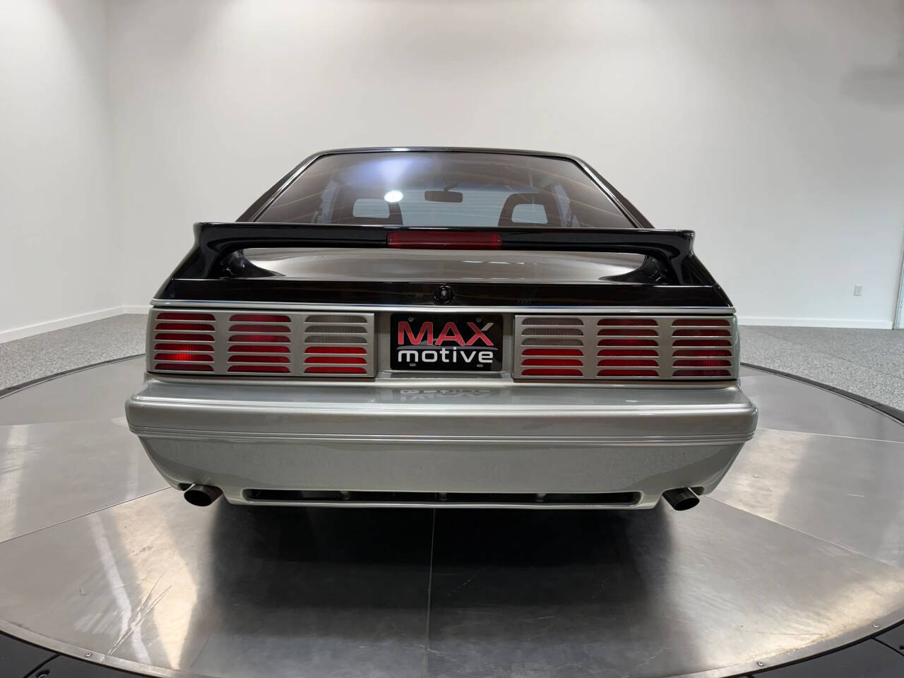 1986 Ford Mustang 11