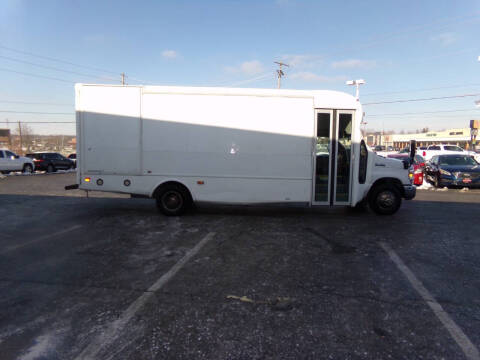 2019 Ford E-Series E-450 SD