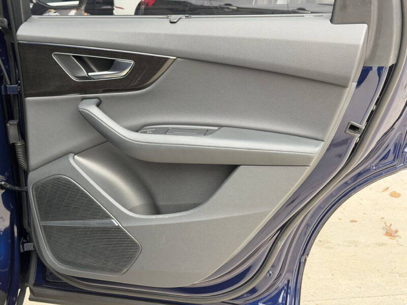 2022 Audi Q7 quattro Prestige 55 TFSI