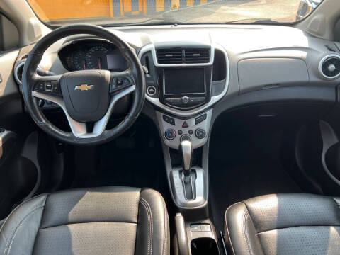 2019 Chevrolet Sonic Premier Auto