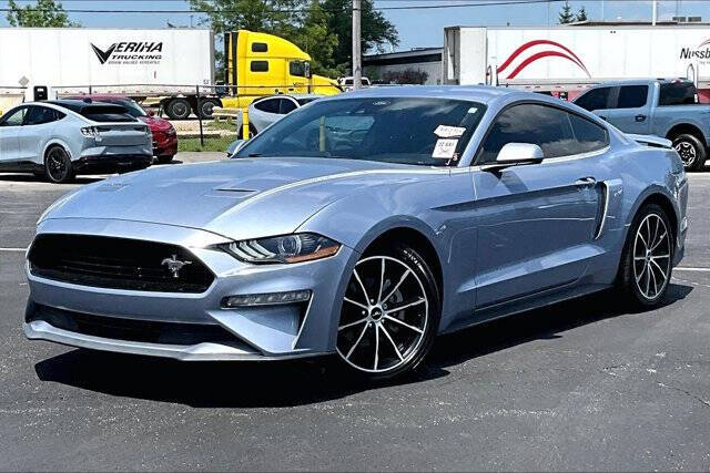 2022 Ford Mustang EcoBoost Premium