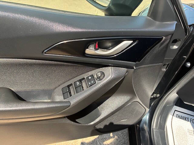 2015 Mazda MAZDA3 i Touring