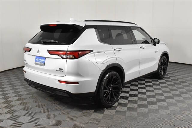 2025 Mitsubishi Outlander PHEV SEL Black Edition