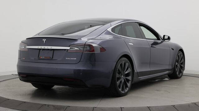 2020 Tesla Model S Performance