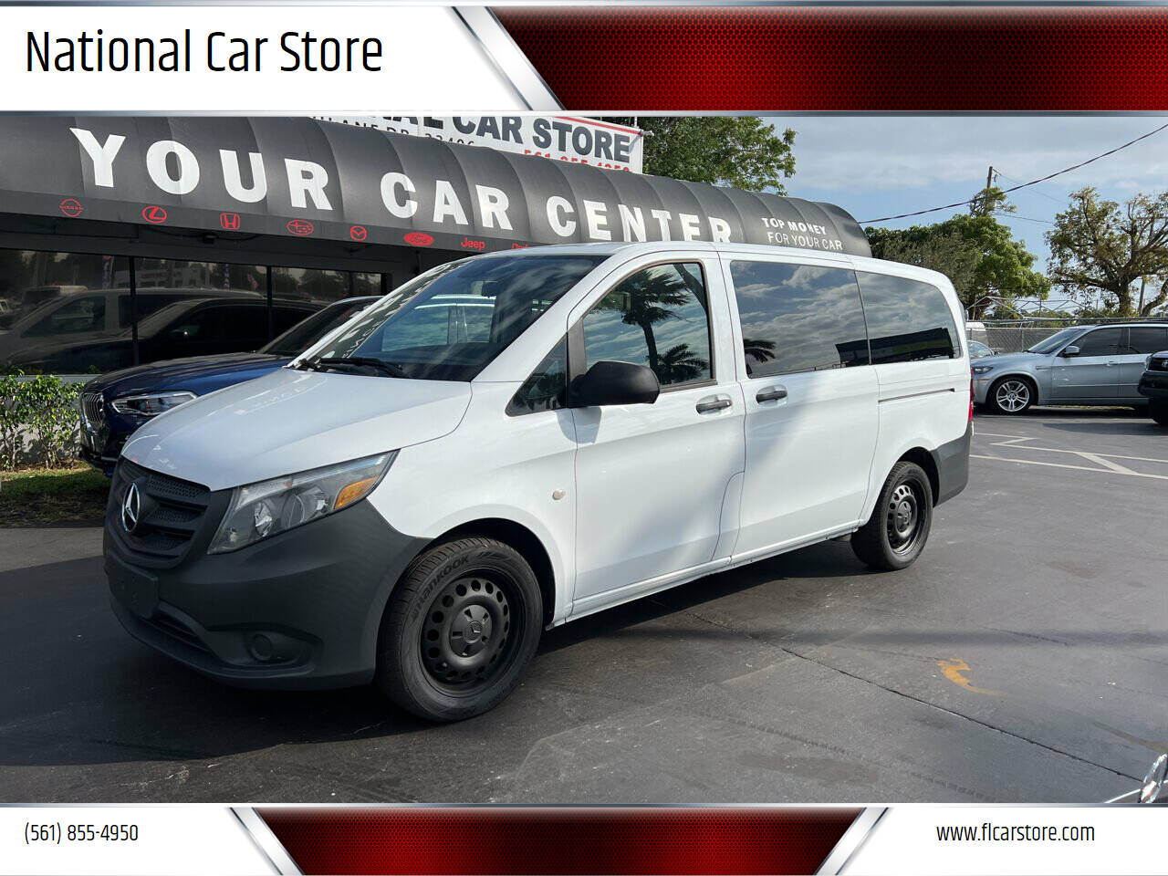 2016 Mercedes-Benz Metris  - $19,900