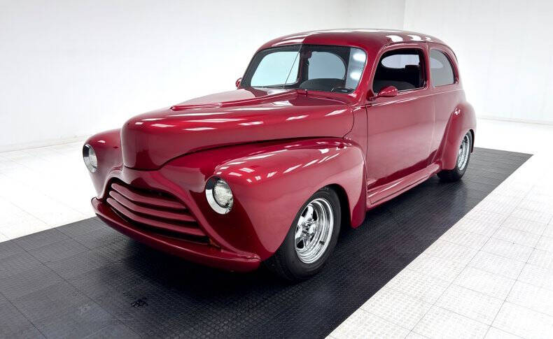 1946 Ford Deluxe