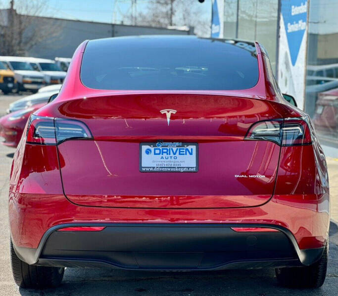2024 Tesla Model Y Long Range