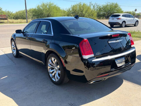 2018 Chrysler 300 Touring