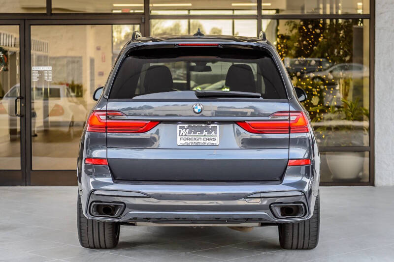 2022 BMW X7 xDrive40i