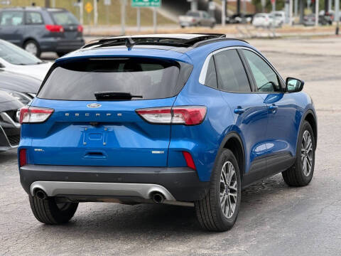 2020 Ford Escape SEL