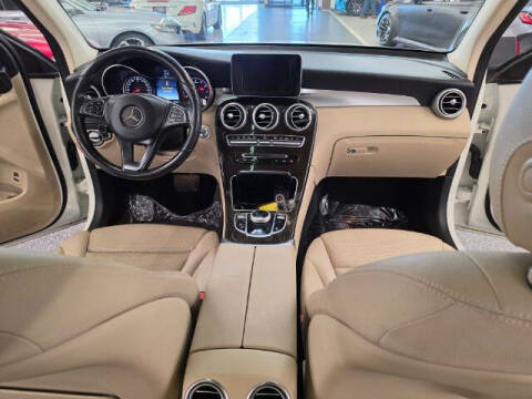 2017 Mercedes-Benz GLC GLC 300