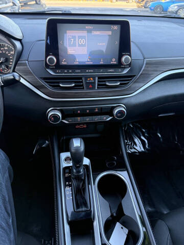 2023 Nissan Altima 2.5 SV