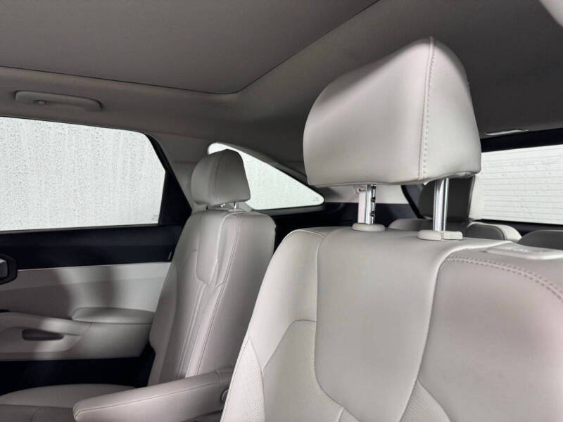 2024 Kia Sorento X-Line EX