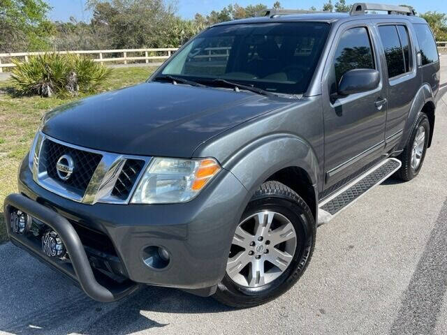 2011 Nissan Pathfinder for sale at Deerfield Automall in Deerfield Beach FL
