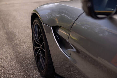 2023 Aston Martin Vantage