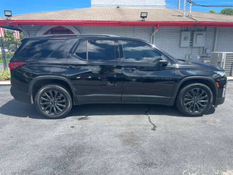 2023 Chevrolet Traverse LT Leather