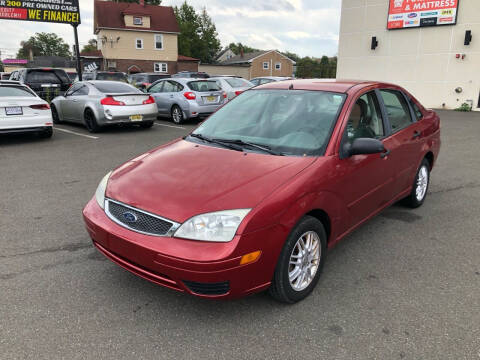 2005 Ford Focus for sale at MAGIC AUTO SALES in Little Ferry NJ