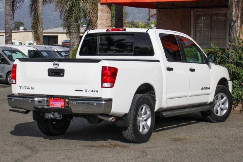 2013 Nissan Titan SV