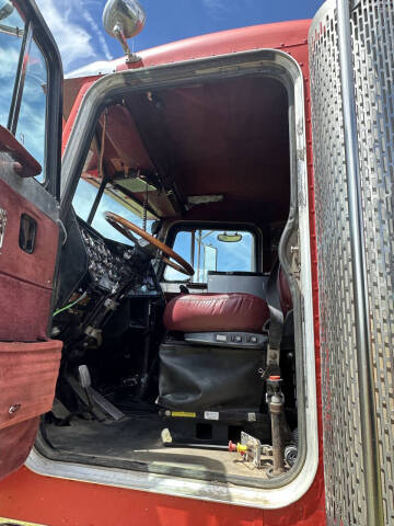 1990 Peterbilt 379