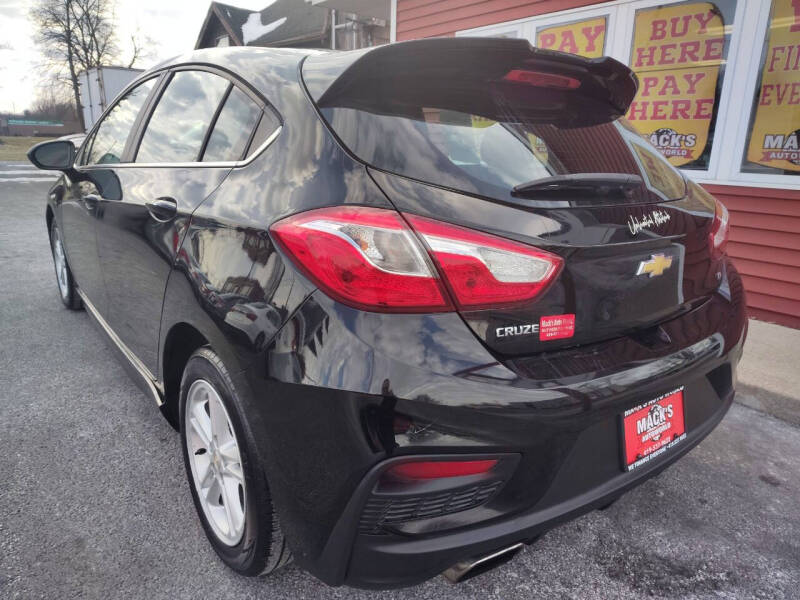 2017 Chevrolet Cruze LT Auto