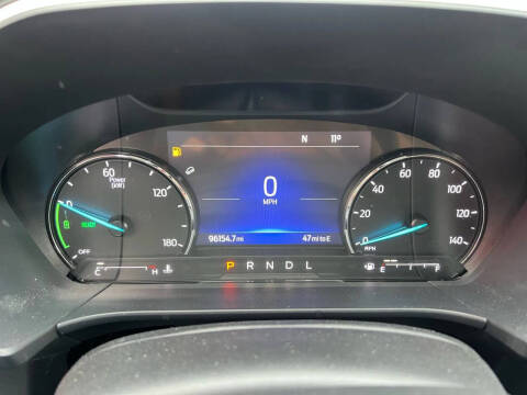 2022 Ford Escape Hybrid SE