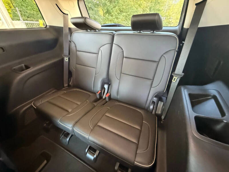 2022 GMC Acadia Denali