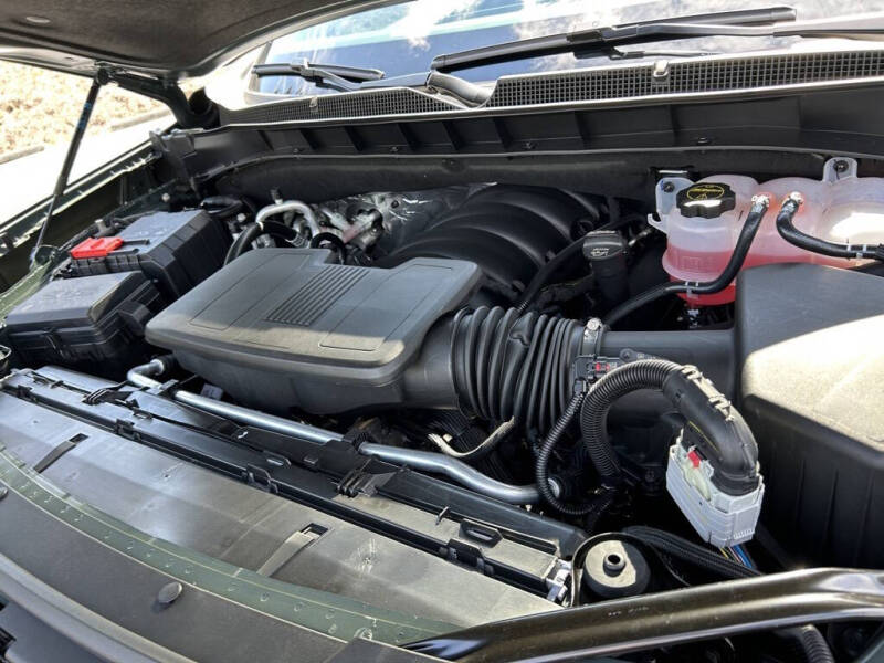 2025 Chevrolet Tahoe RST