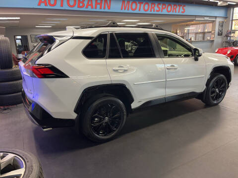 2023 Toyota RAV4 Hybrid SE